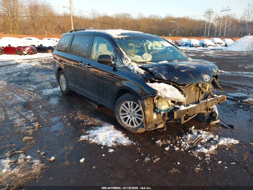 2014 Toyota Sienna Xle V6 8 Passenger