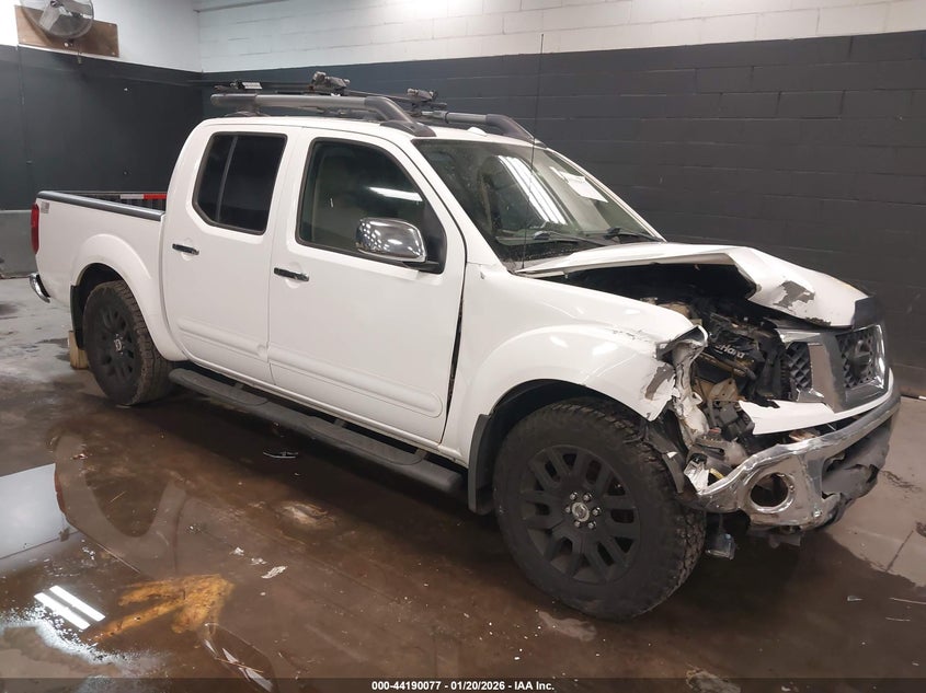 2012 NISSAN FRONTIER SL