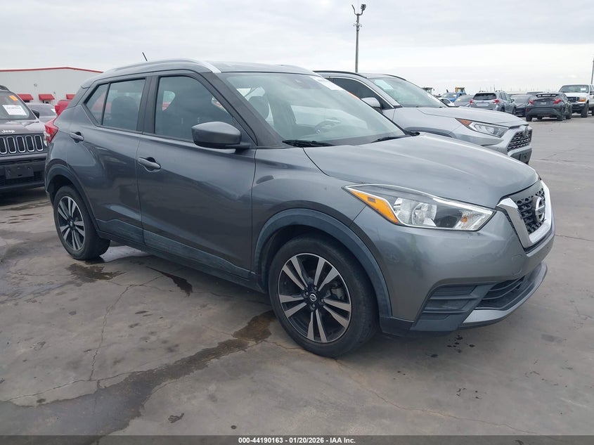 2020 Nissan Kicks Sv Xtronic Cvt
