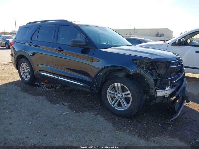 2022 Ford Explorer Xlt