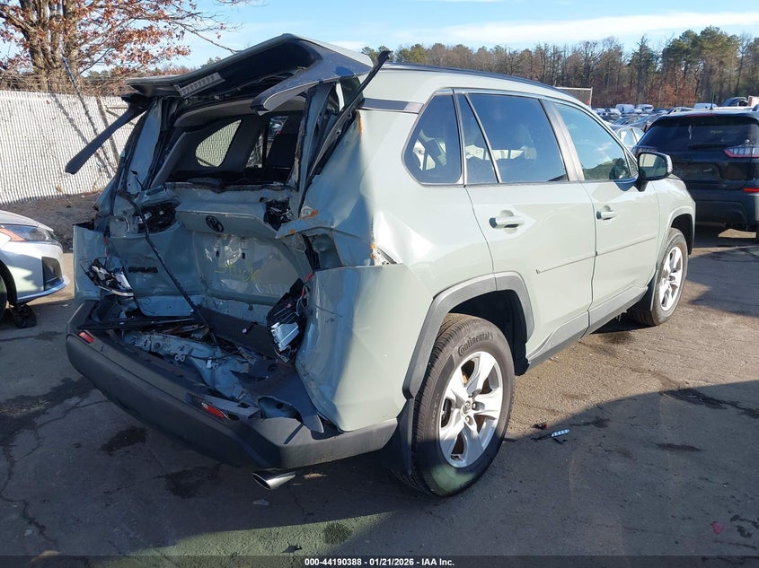 2019 TOYOTA RAV4 auction photo 4