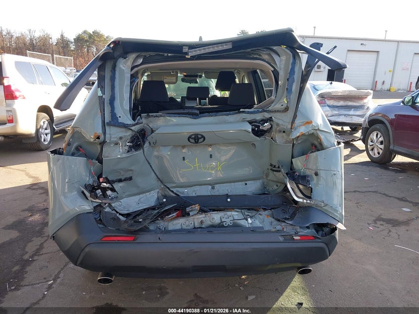 2019 TOYOTA RAV4 auction photo 6