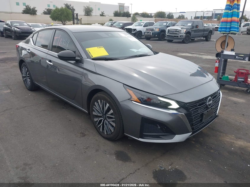 2024 Nissan Altima Sv Fwd