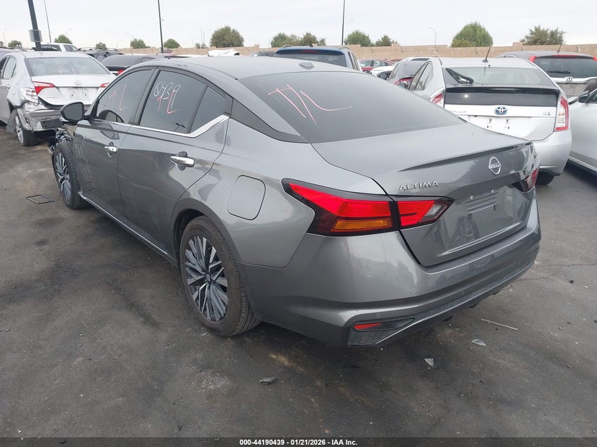 2024 Nissan Altima Sv Fwd