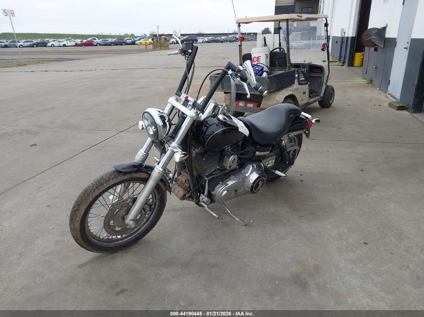 2011 Harley-Davidson Fxdc