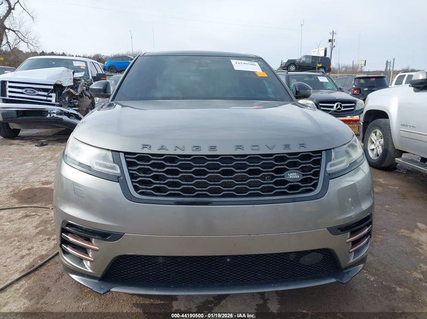 2018 Land Rover Range Rover Velar P380 First Edition/P380 Hse R-Dynamic VIN: SALYM2RV7JA755846 Lot: 44190500