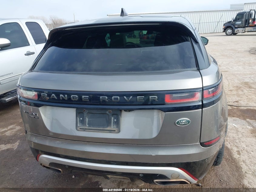 2018 Land Rover Range Rover Velar P380 First Edition/P380 Hse R-Dynamic VIN: SALYM2RV7JA755846 Lot: 44190500