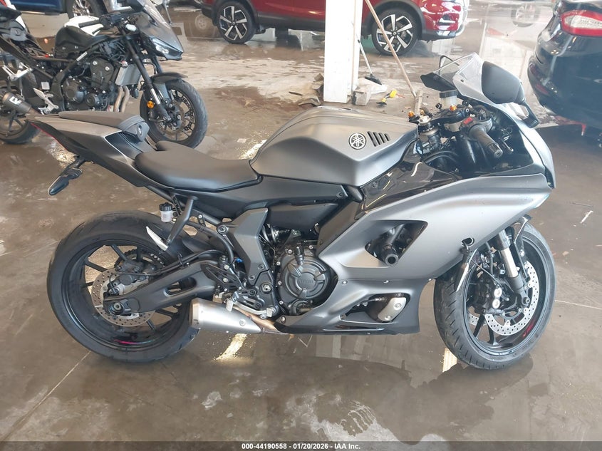 2024 Yamaha Yzfr7 VIN: JYARM38E9RA013975 Lot: 44190558
