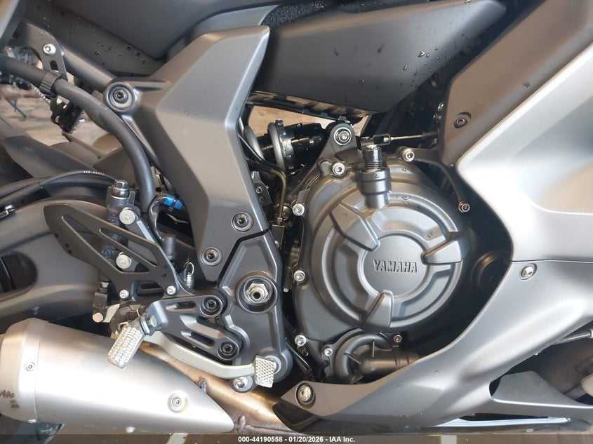 2024 YAMAHA YZFR7 auction photo 8
