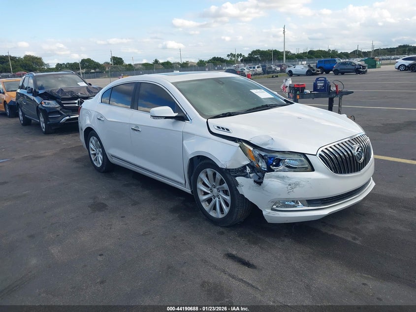 1G4GB5G3XFF256699 BUICK LACROSSE Photo 1