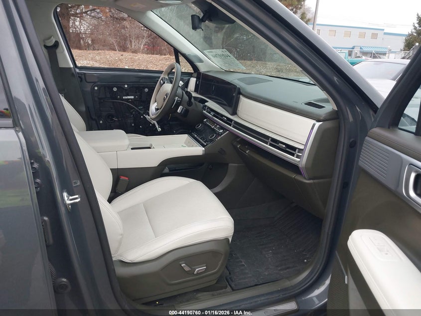 2024 HYUNDAI SANTA FE auction photo 5