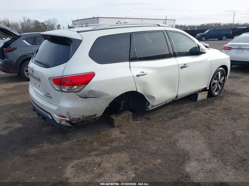 2015 Nissan Pathfinder Platinum