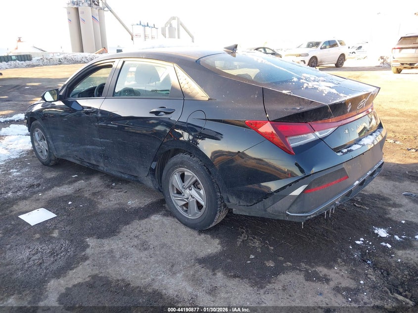 2024 Hyundai Elantra Se