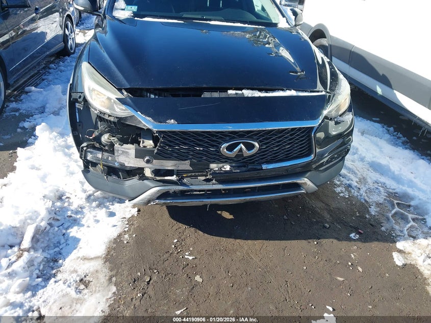 2018 Infiniti Qx30 Premium VIN: SJKCH5CR3JA054236 Lot: 44190906