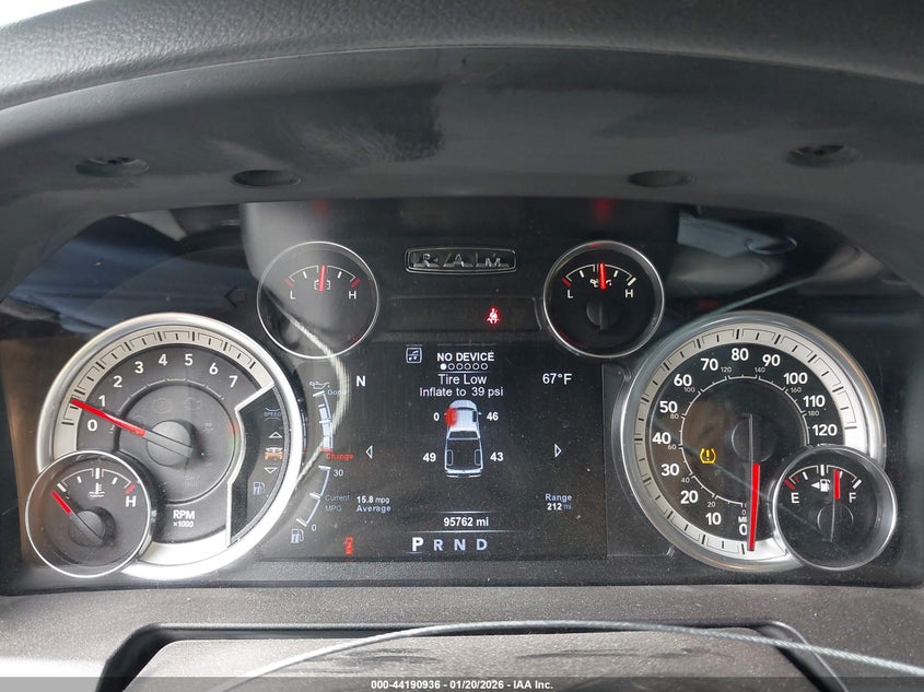 2017 Ram 1500 Lone Star 4X4 5'7 Box VIN: 1C6RR7LT5HS504157 Lot: 44190936