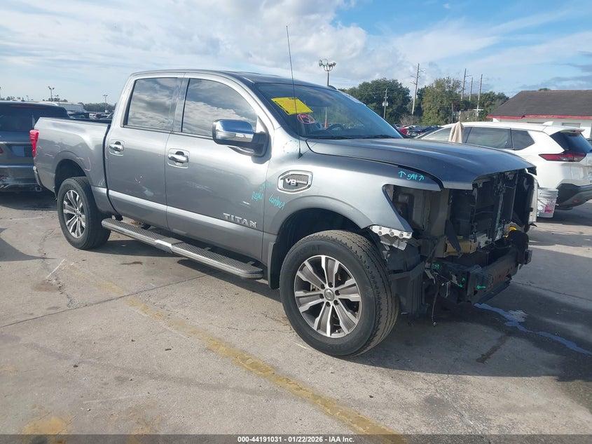 2017 Nissan Titan Sl