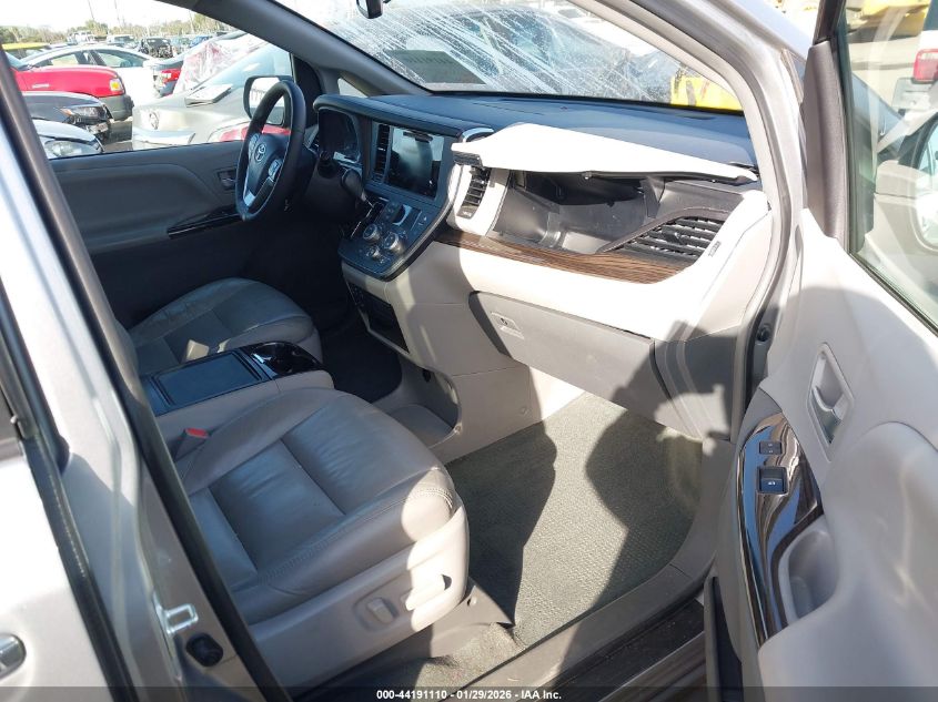 2017 Toyota Sienna Xle 8 Passenger