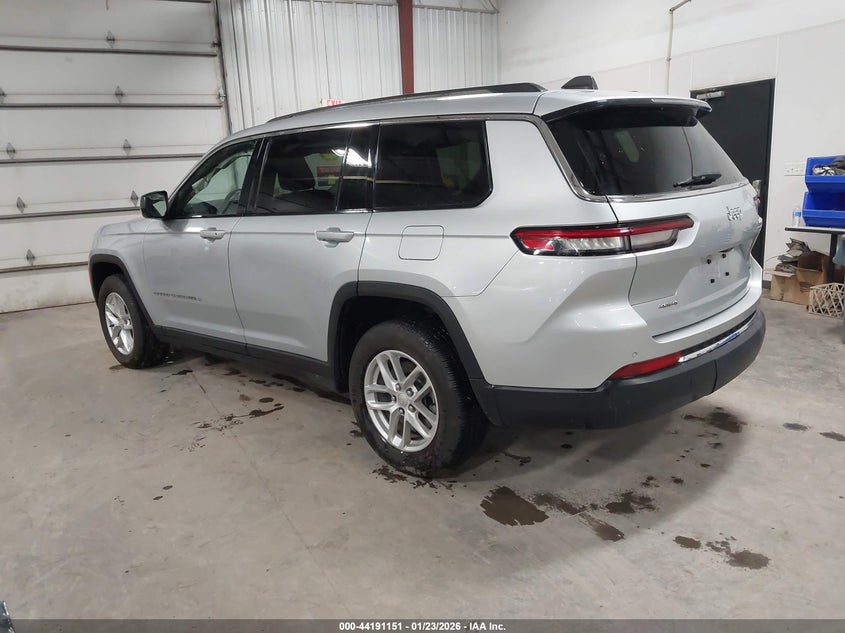 2023 Jeep Grand Cherokee L Laredo 4X4