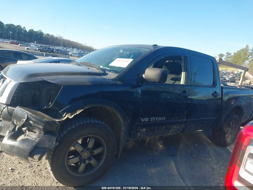 2015 Nissan Titan Pro-4X/S/Sl/Sv VIN: 1N6BA0EC0FN512360 Lot: 44191208