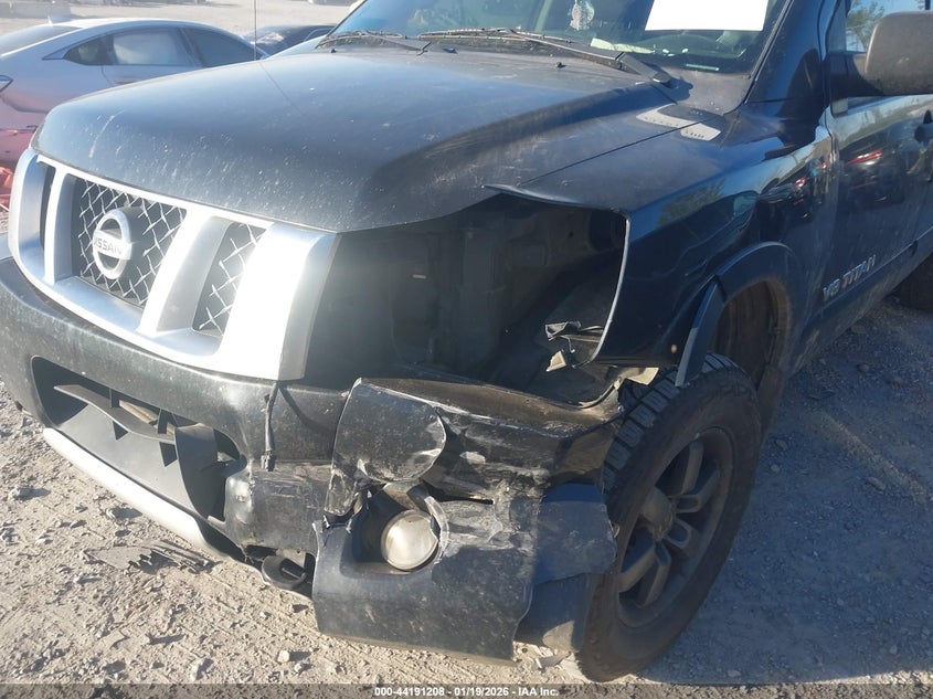 2015 Nissan Titan Pro-4X/S/Sl/Sv VIN: 1N6BA0EC0FN512360 Lot: 44191208