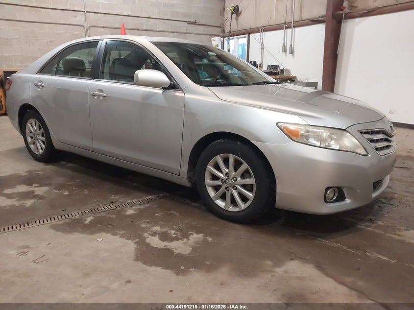 4T4BF3EKXBR130738 2011 Toyota Camry Xle auction photo 1