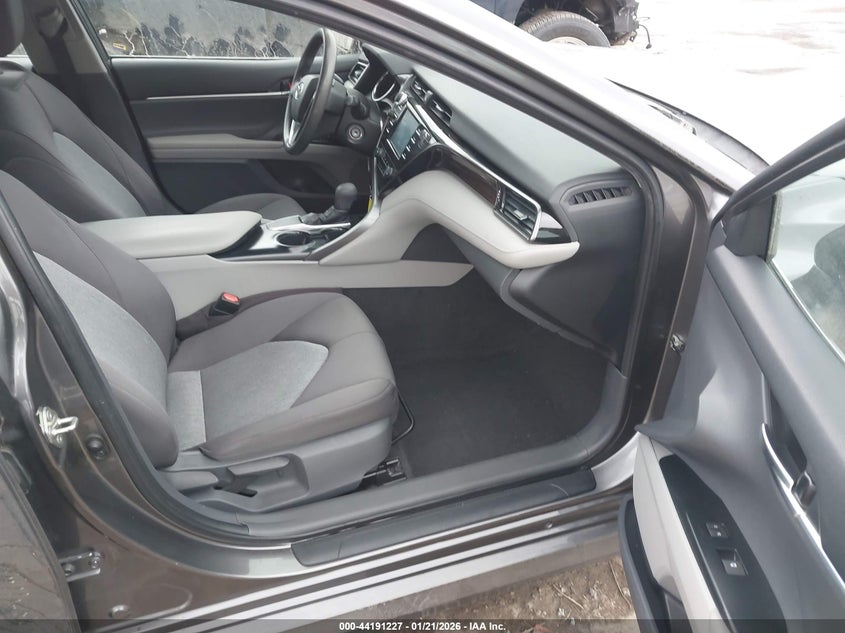 2019 Toyota Camry Le