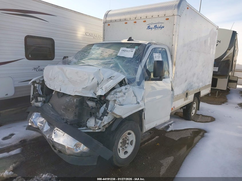 2023 Chevrolet Express Cutaway Work Van