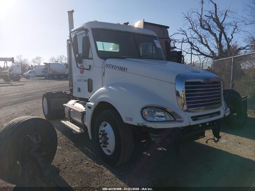2004 Freightliner Conventional Columbia