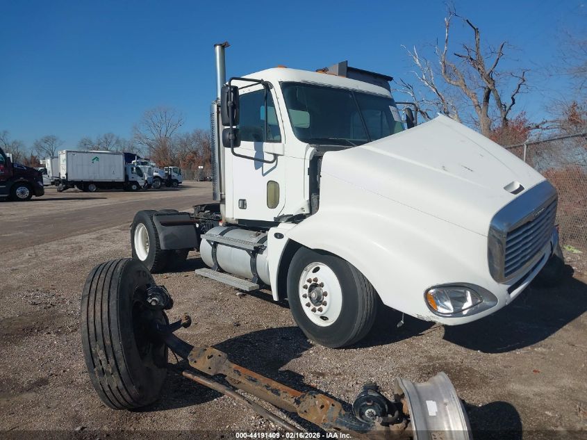 2004 Freightliner Conventional Columbia