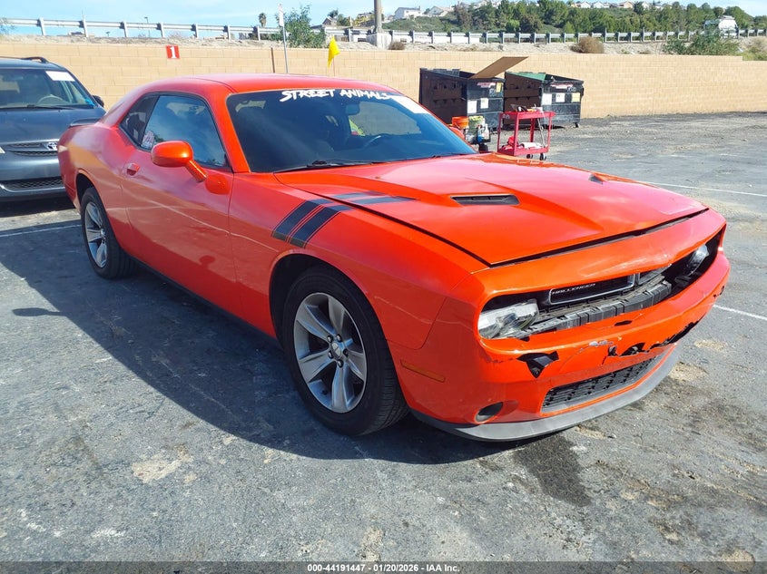 2016 Dodge Challenger Sxt