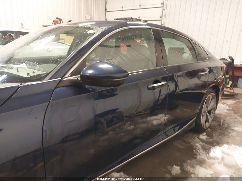VIN 1HGCV2F92LA011680 2020 HONDA ACCORD TOURING