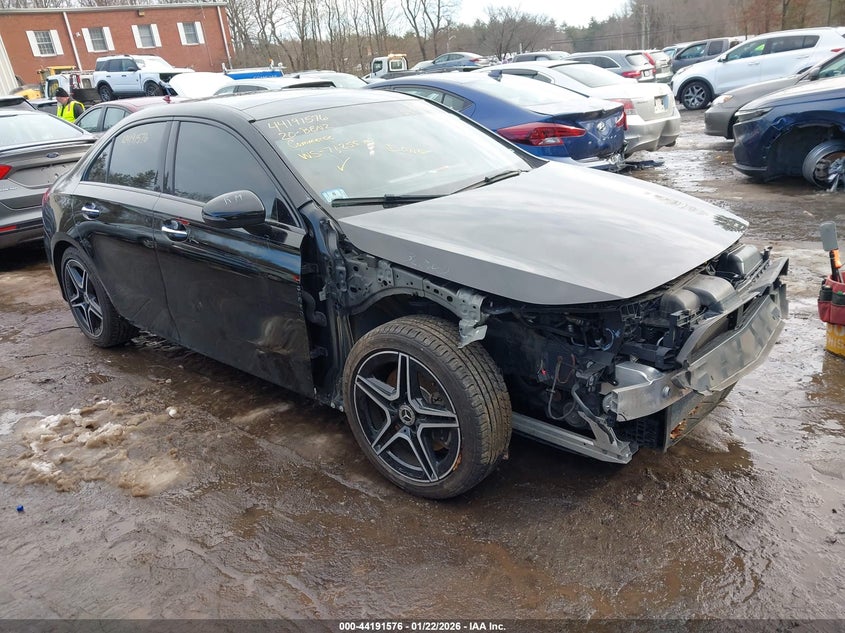 2020 Mercedes-Benz A 220 4Matic