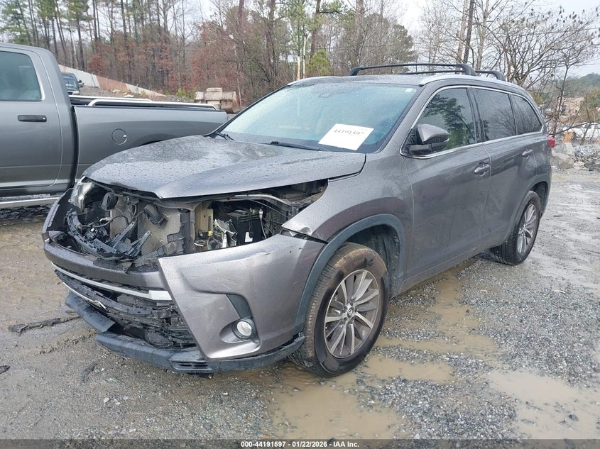 Vin: 5tdkzrfh9js547718, lot: 44687598, toyota highlander xle 20182