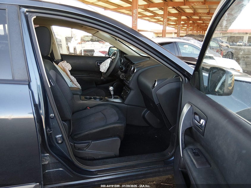 2013 Nissan Rogue Sv