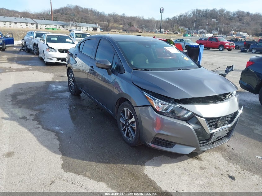 2021 NISSAN VERSA SV XTRONIC CVT
