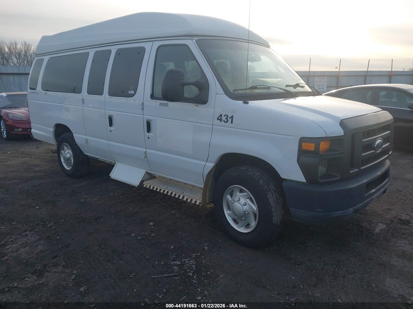 2012 Ford E-350 Super Duty Commercial