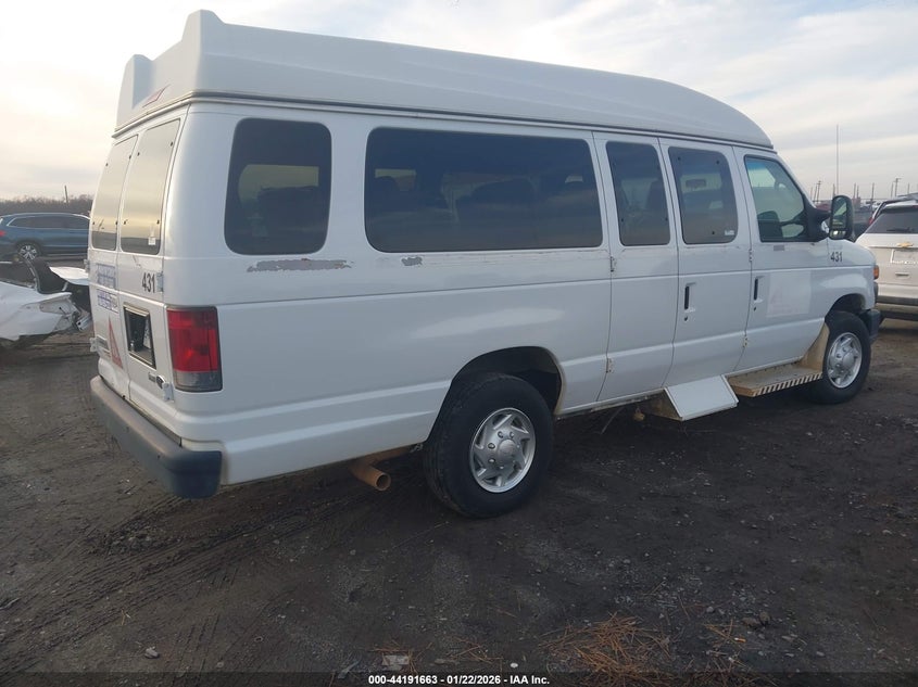 2012 Ford E-350 Super Duty Commercial