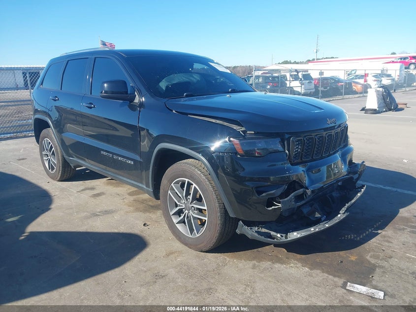 2019 Jeep Grand Cherokee Laredo E 4X4