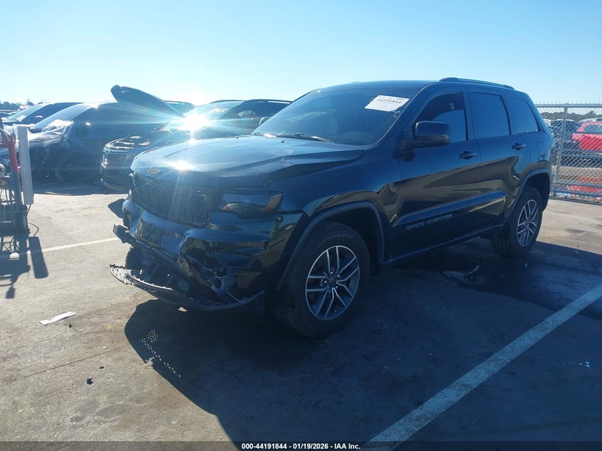 2019 Jeep Grand Cherokee Laredo E 4X4