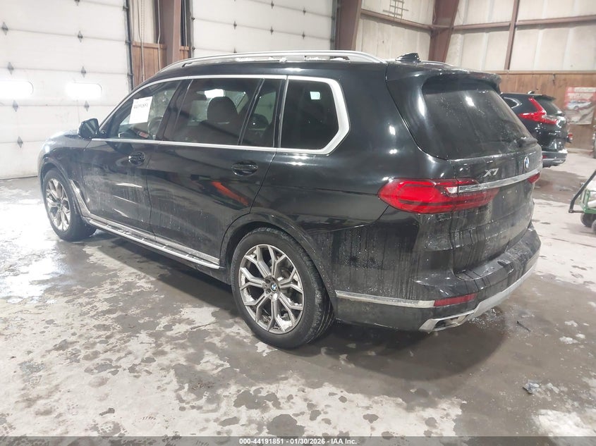 Vin: 5uxcw2c00m9f66858, lot: 44687852, bmw x7 xdrive40i 20213