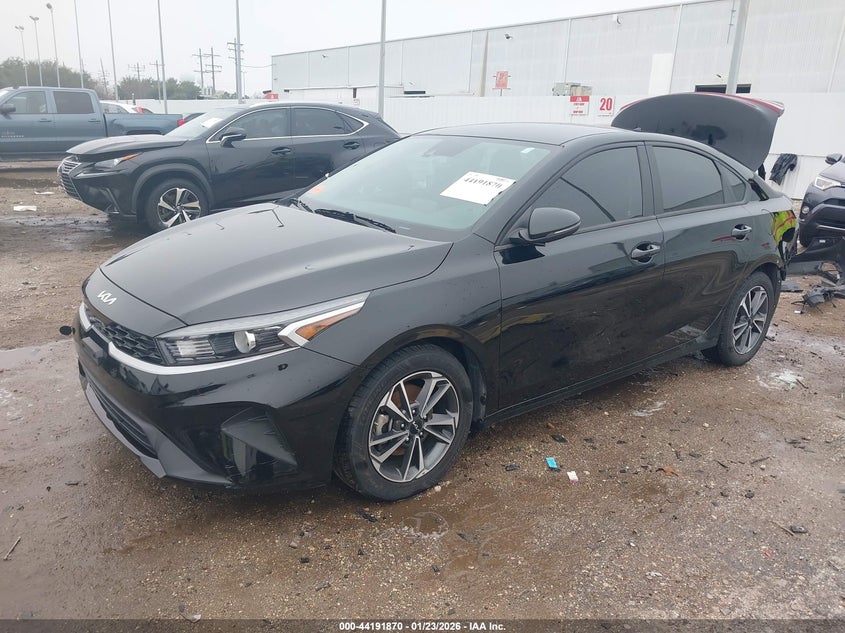 2024 Kia Forte Lxs