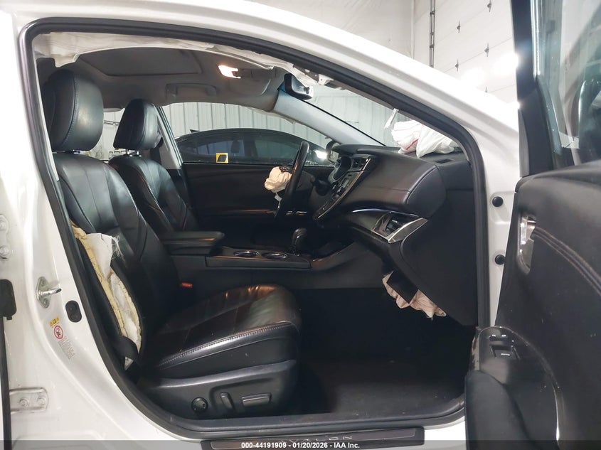 2018 Toyota Avalon Hybrid Limited