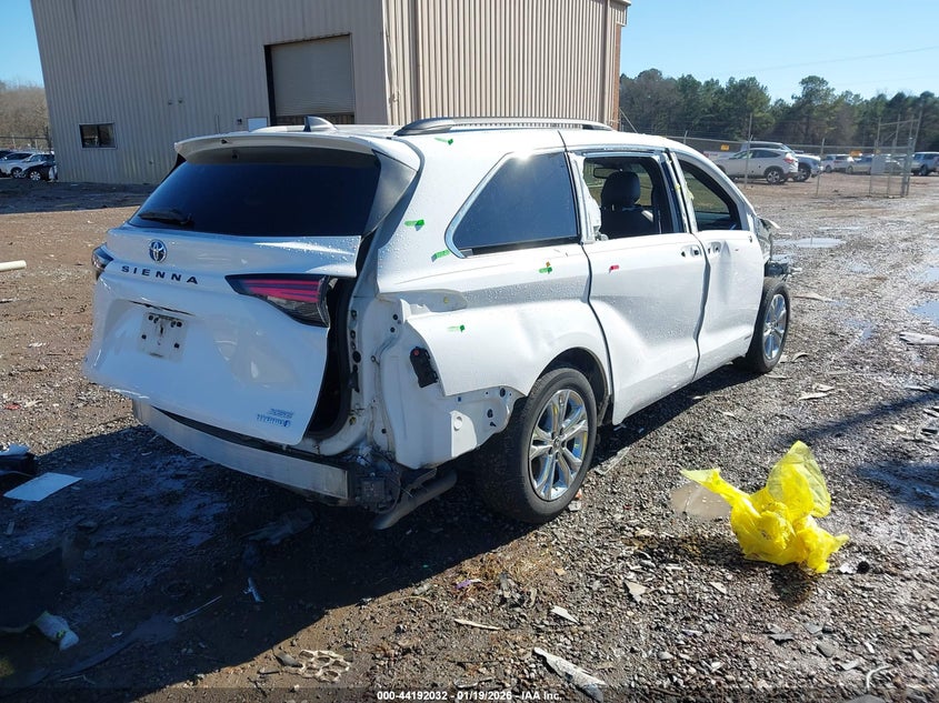 2021 Toyota Sienna Xse