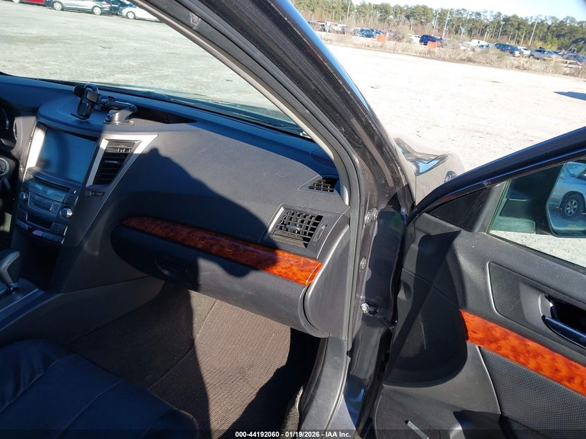 2011 Subaru Outback 3.6R Limited