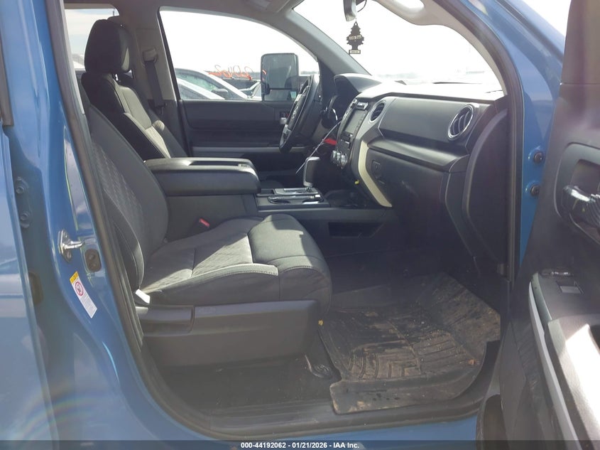 2019 Toyota Tundra Sr5 5.7L V8