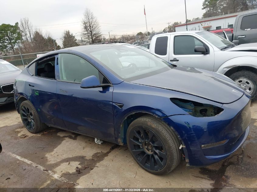 2022 Tesla Model Y Long Range Dual Motor All-Wheel Drive VIN: 7SAYGDEEXNF574398 Lot: 44192081