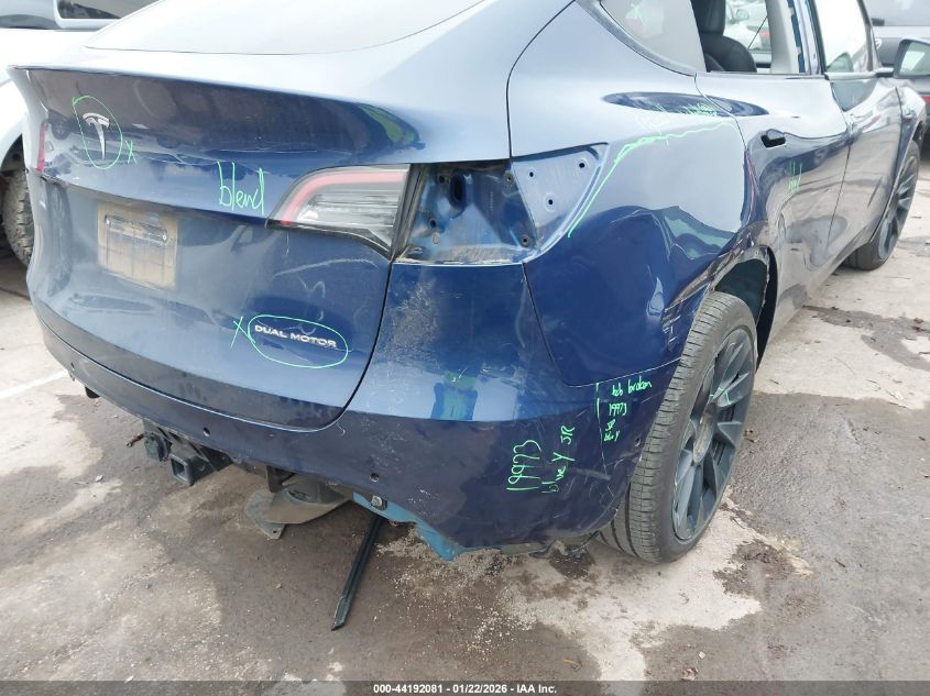 2022 Tesla Model Y Long Range Dual Motor All-Wheel Drive VIN: 7SAYGDEEXNF574398 Lot: 44192081
