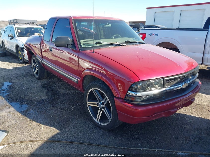 2001 Chevrolet S-10 Ls