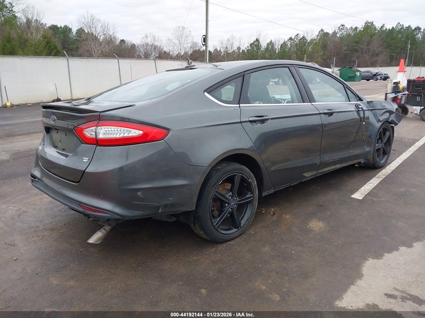 2016 Ford Fusion Se