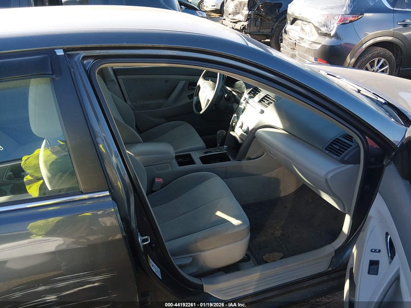 2009 Toyota Camry Le